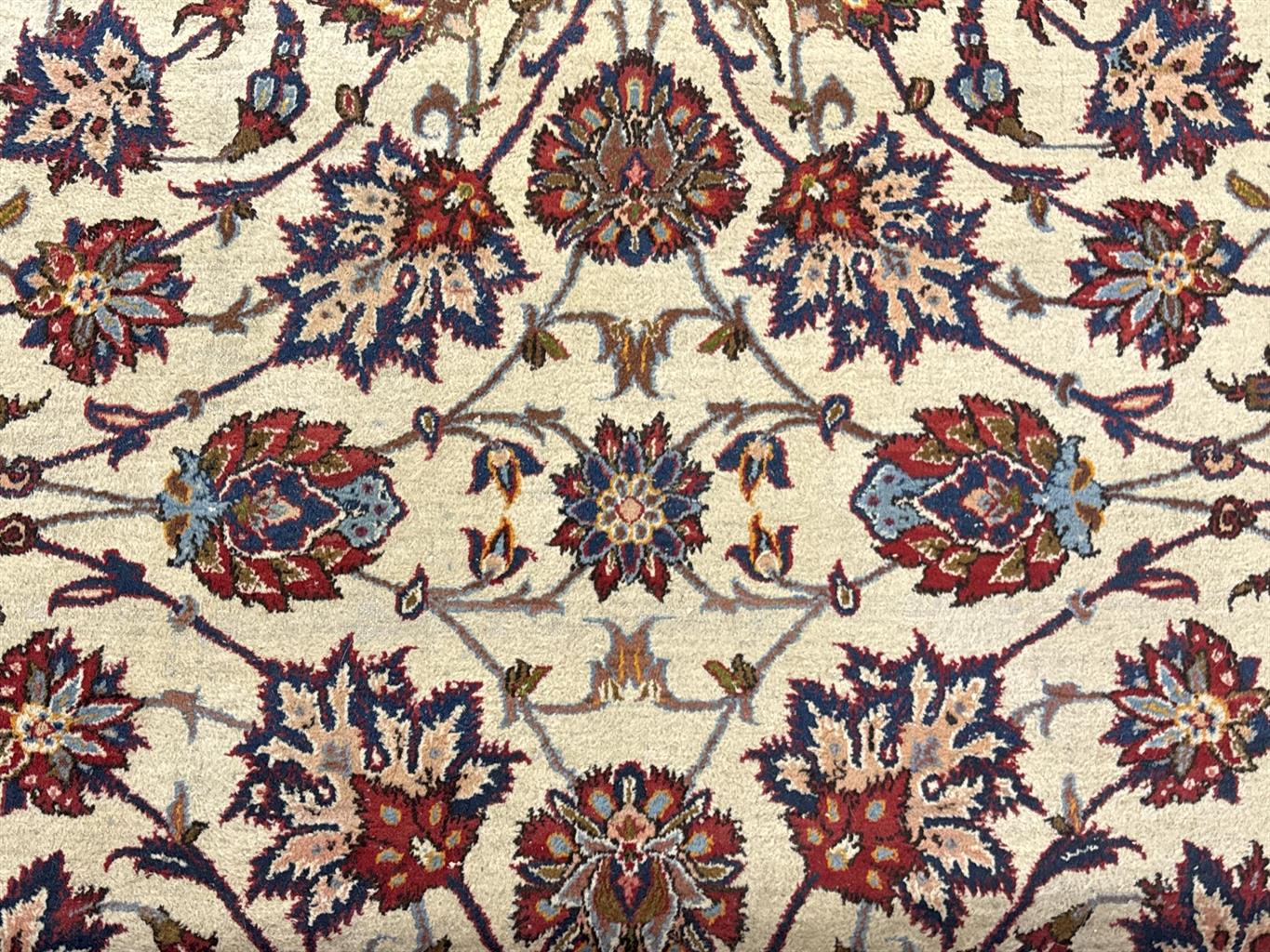 AORug#14095 size. 14' 01" x 22' 07"