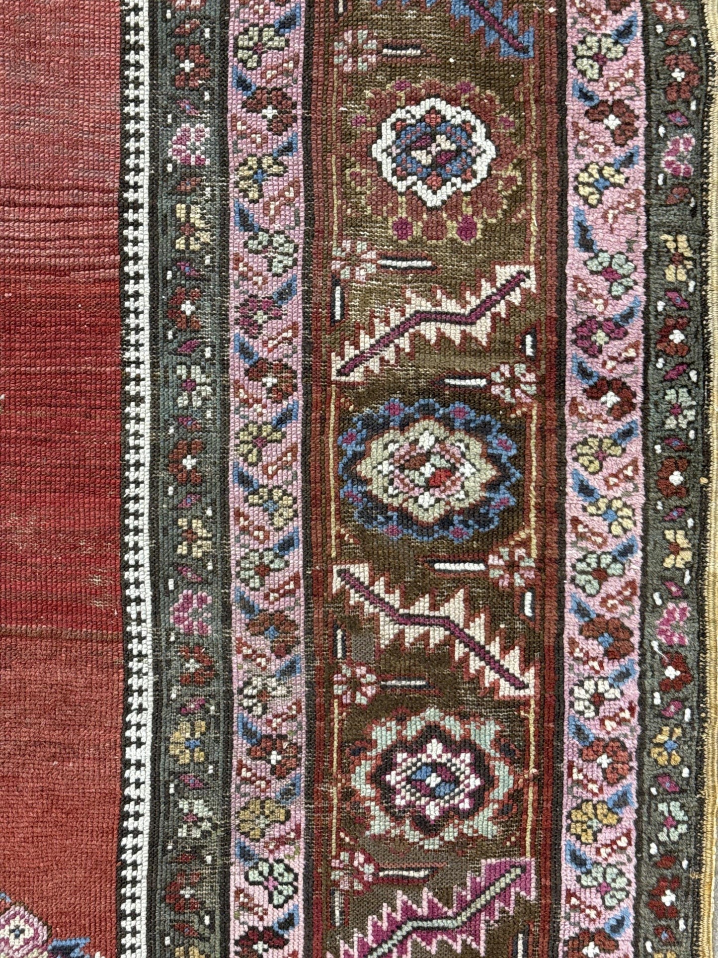 AORug#19125 size. 5' 11" x 17' 04"