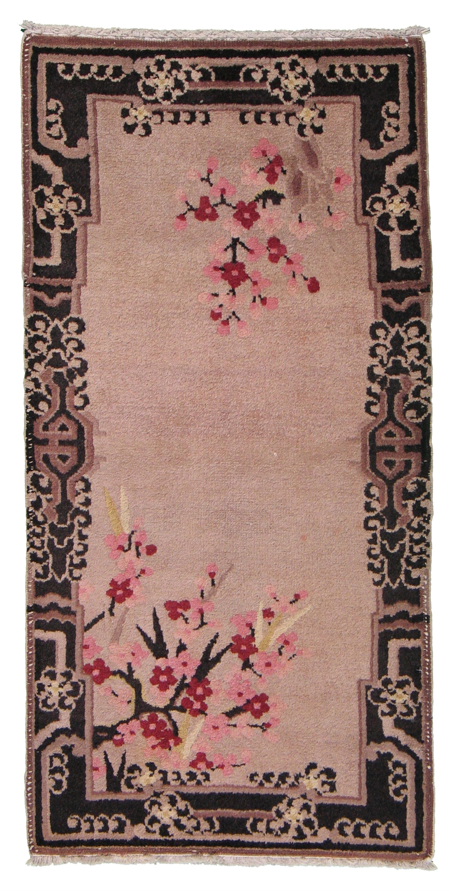 AORug#3882 size. 2' 02" x 4' 04"