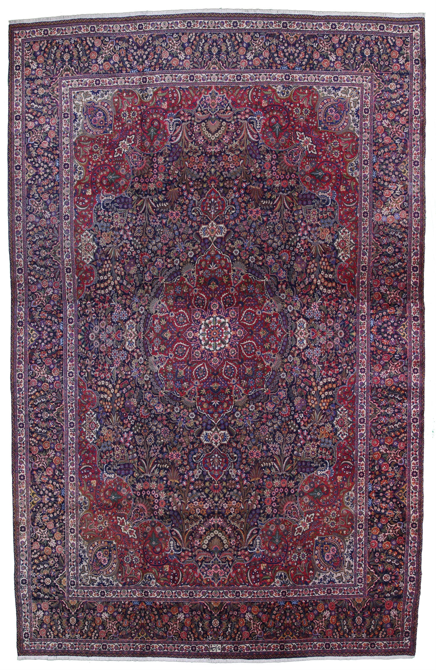 AORug#13302 size. 14' 02" x 21' 11"