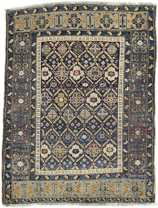 AORug#14696 size. 4' 00" x 5' 03"