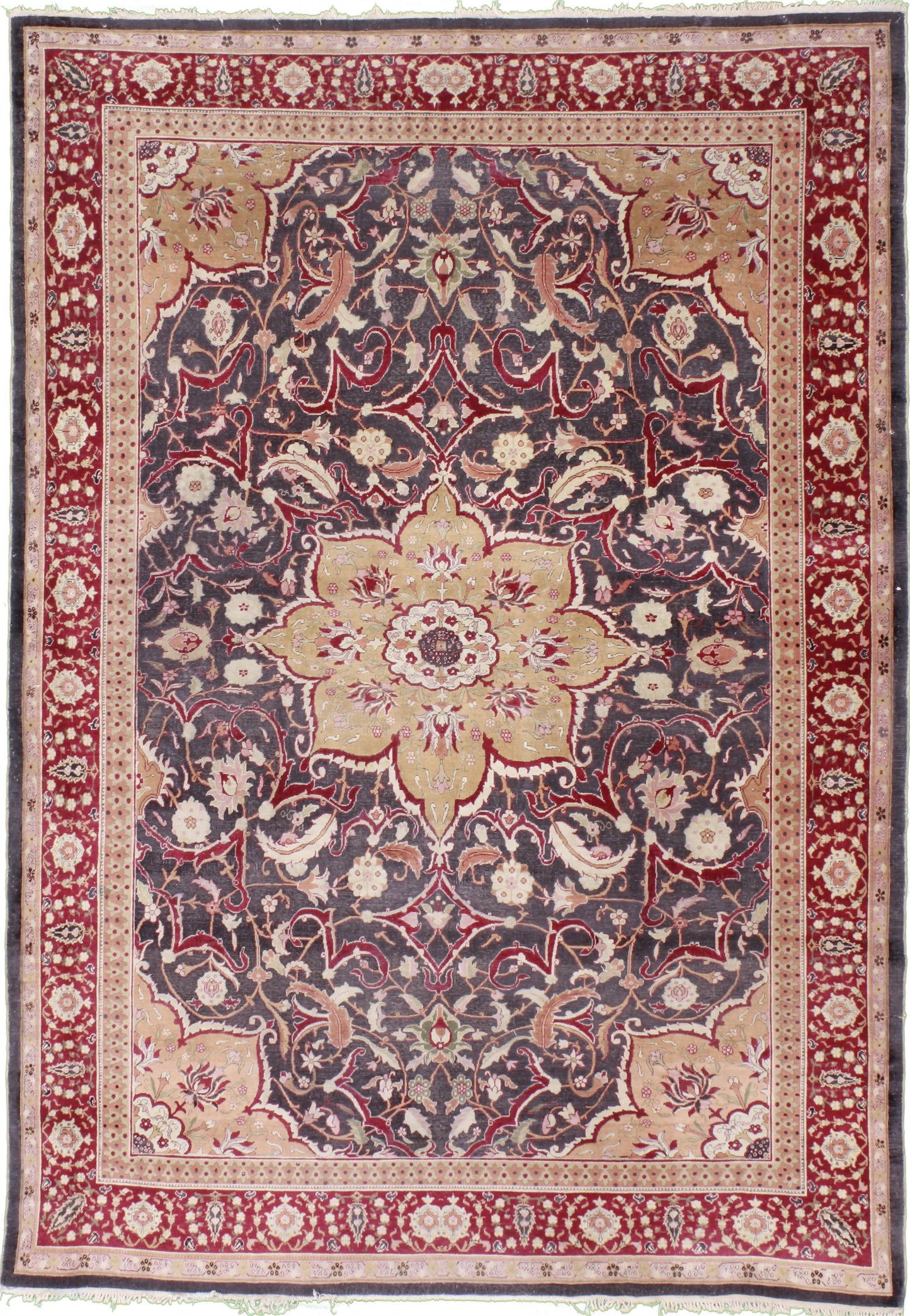 AORug#13093 size. 7' 02" x 10' 02"