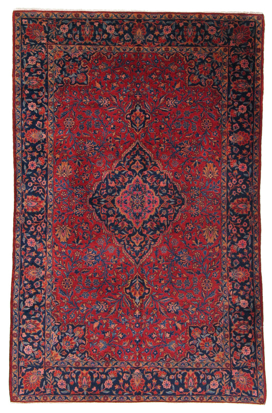 AORug#4065 size. 4' 02" x 6' 08"