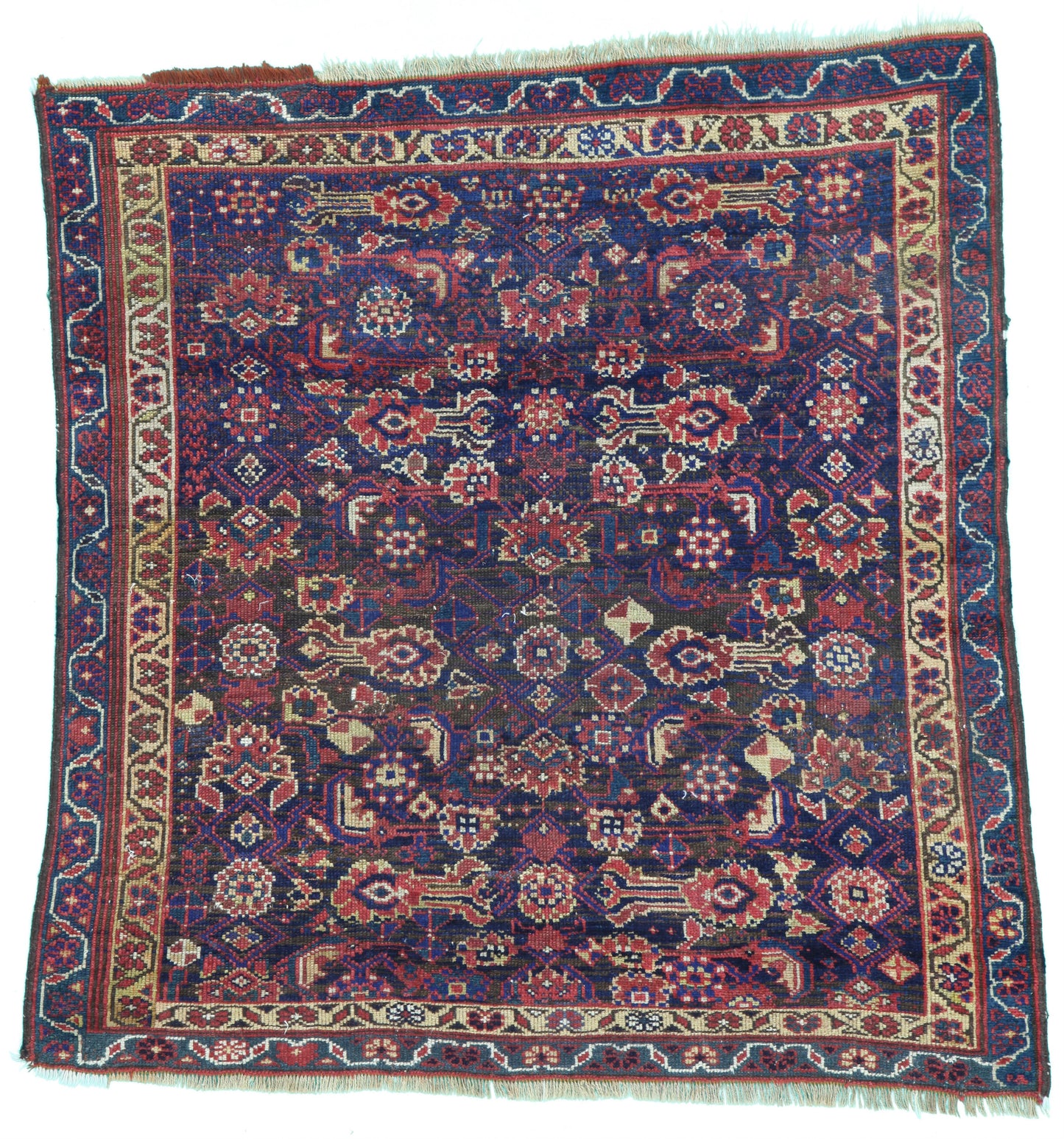 AORug#12849 size. 4' 00" x 4' 03"