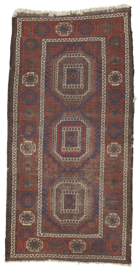 AORug#9432 size. 3' 01" x 6' 02"