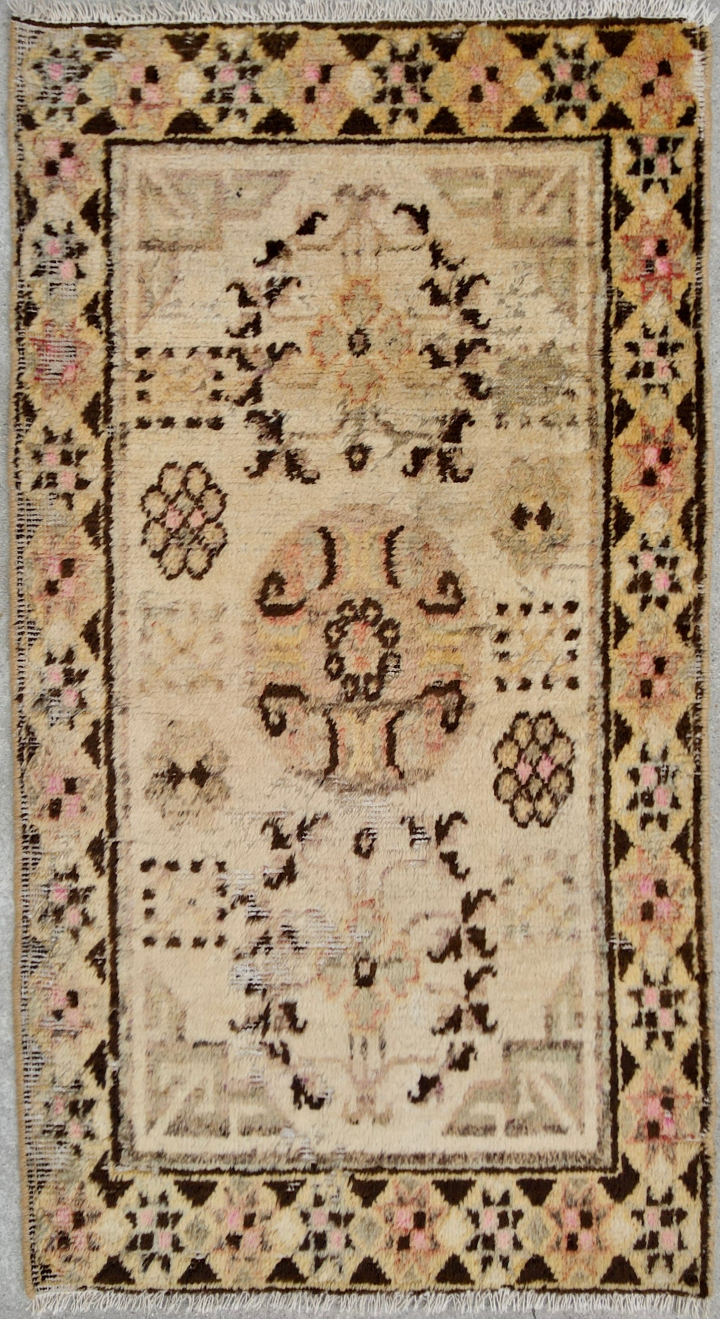 Explore our exquisite collection of handmade rugs, ranging from antique and vintage to modern designs. Each rug is a testament to skilled craftsmanship, offering timeless beauty and elegance. Elevate your space with the warmth and artistry of our handcrafted carpets.