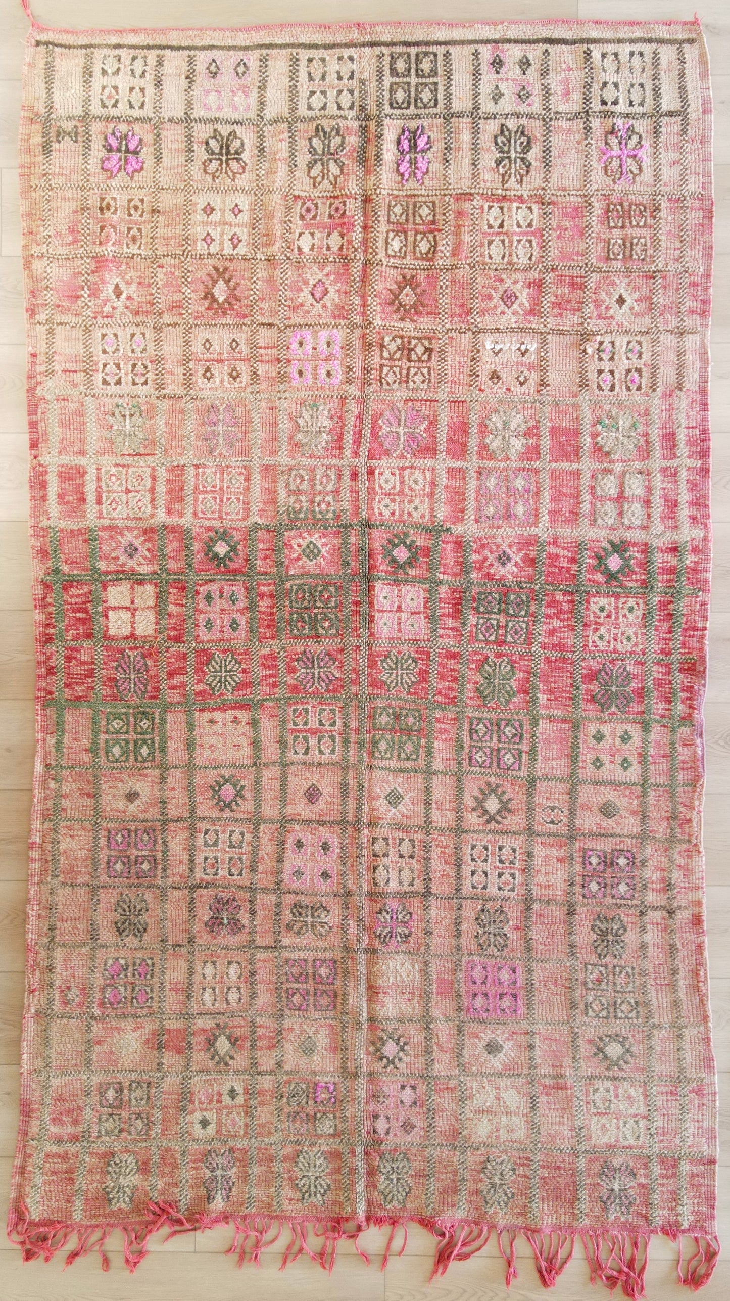 Explore our exquisite collection of handmade rugs, ranging from antique and vintage to modern designs. Each rug is a testament to skilled craftsmanship, offering timeless beauty and elegance. Elevate your space with the warmth and artistry of our handcrafted carpets.