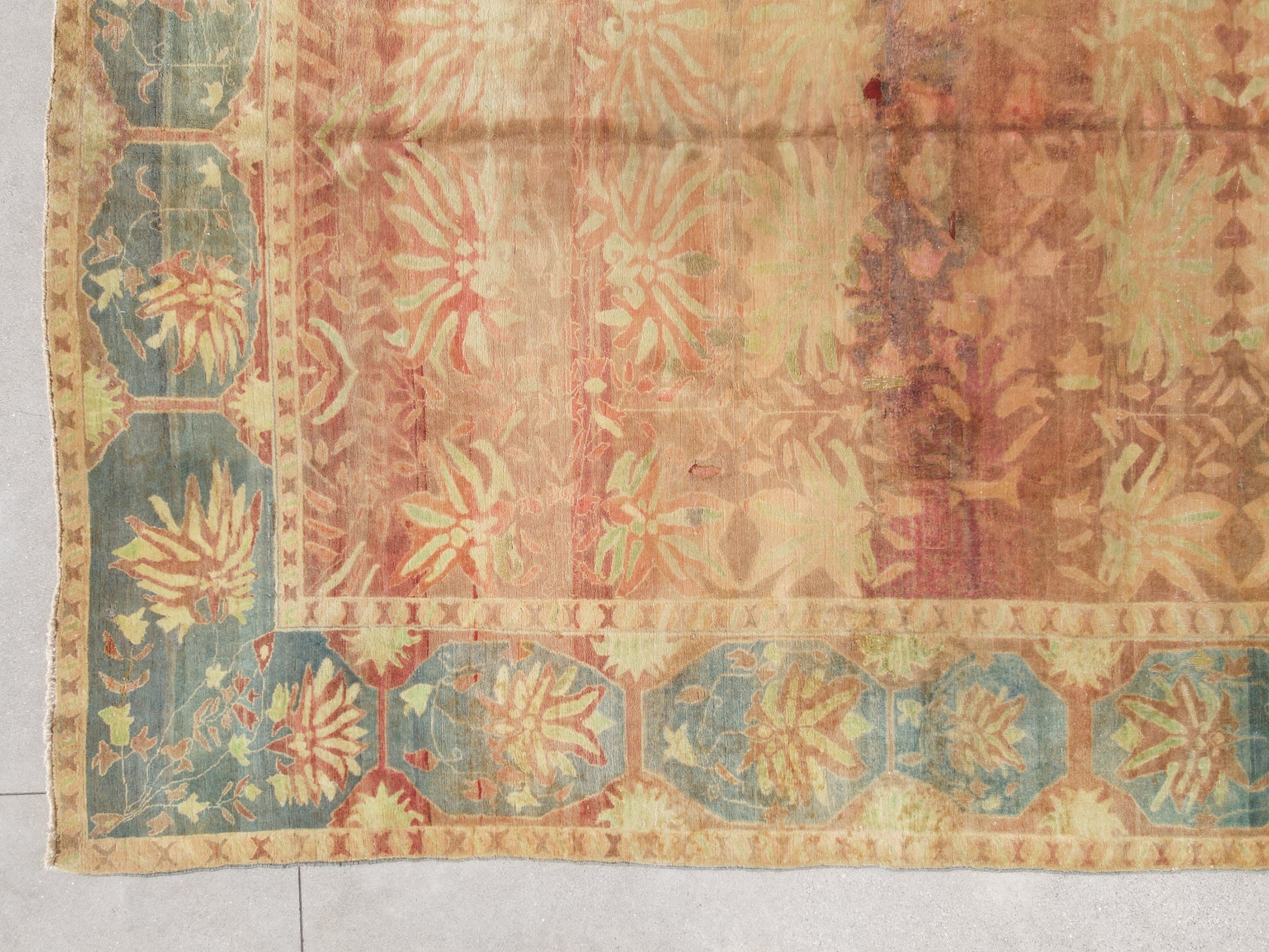 Explore our exquisite collection of handmade rugs, ranging from antique and vintage to modern designs. Each rug is a testament to skilled craftsmanship, offering timeless beauty and elegance. Elevate your space with the warmth and artistry of our handcrafted carpets.